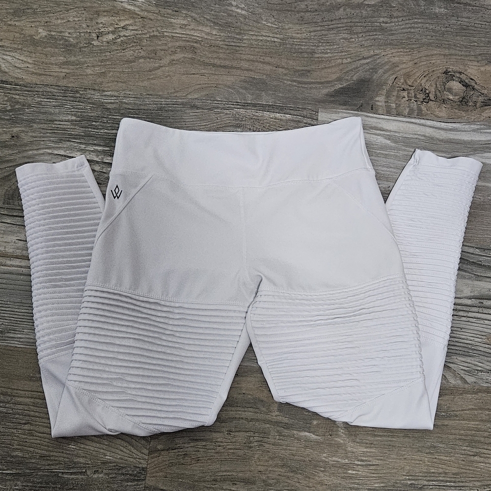 Moto style leggings see description for sizing